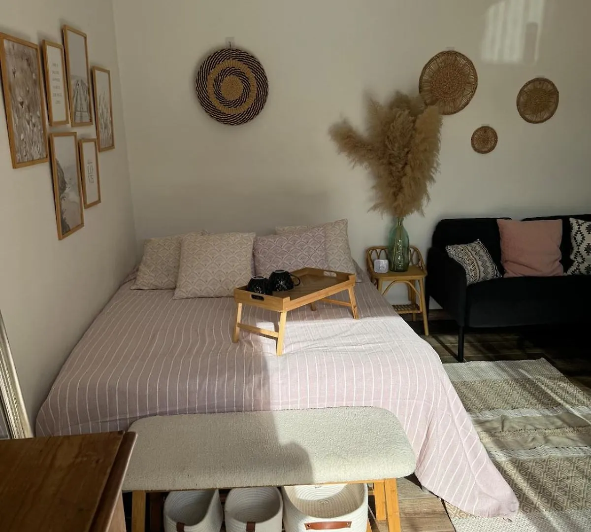 Superbe Dependance Sanary, Studio Jacuzzi Prive ساناري سور مير